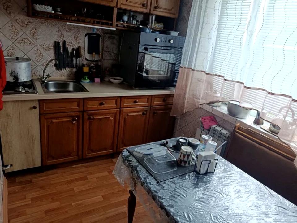 1864927765216445