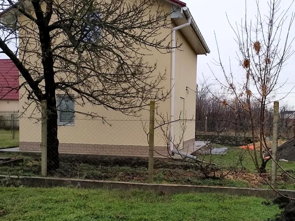 1864977717586426