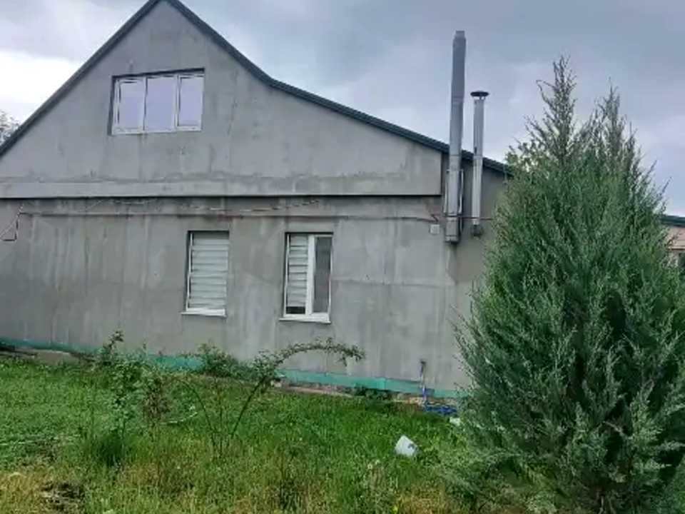 1864978665776416