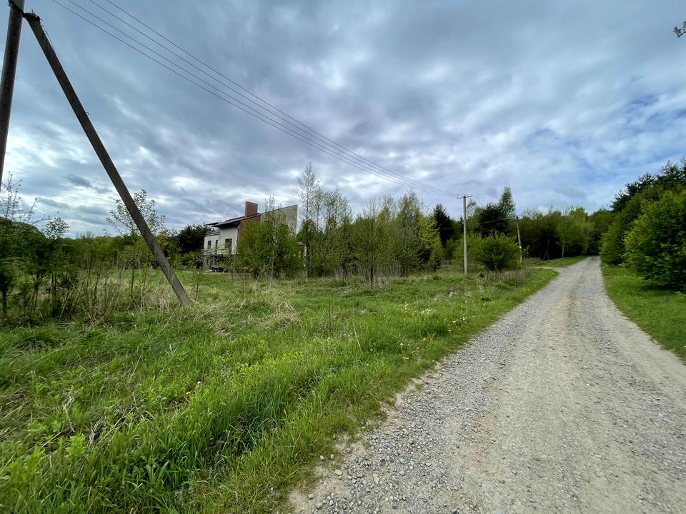 1865076218575651