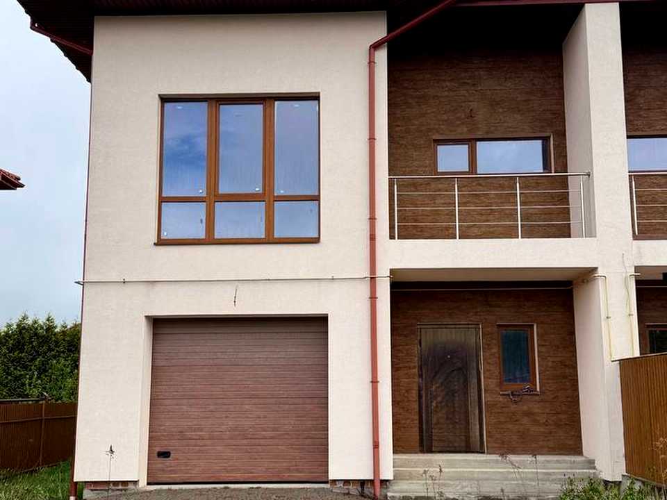 1865084897877671