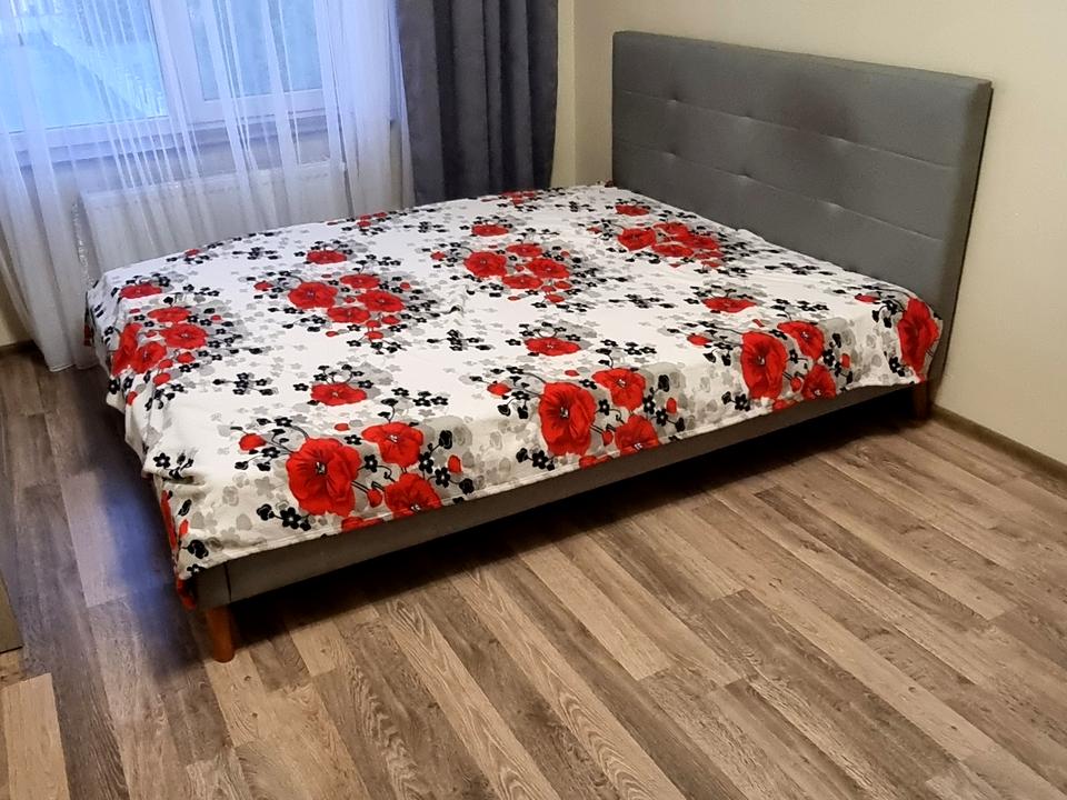 1865101516774211