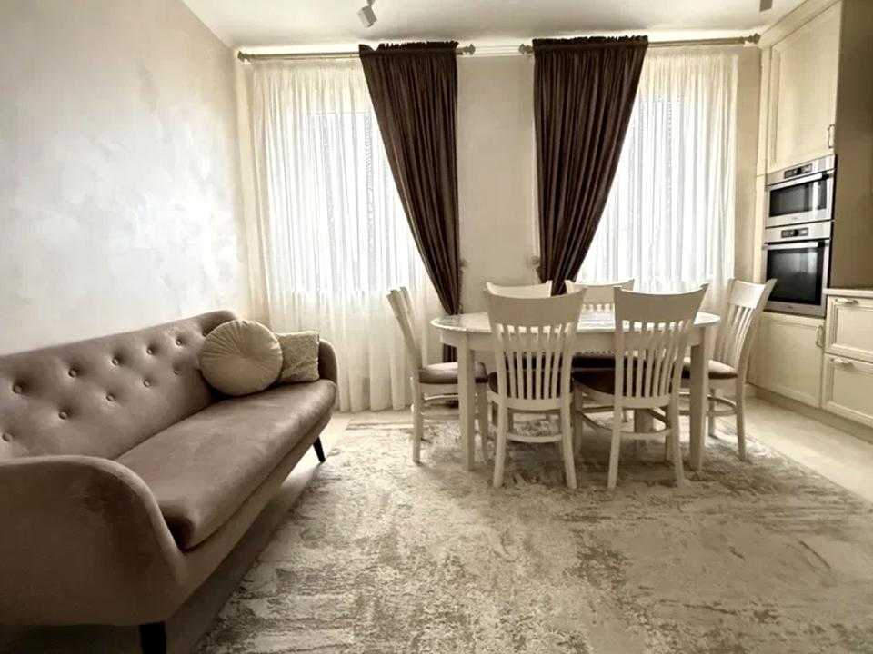 1865152313636681