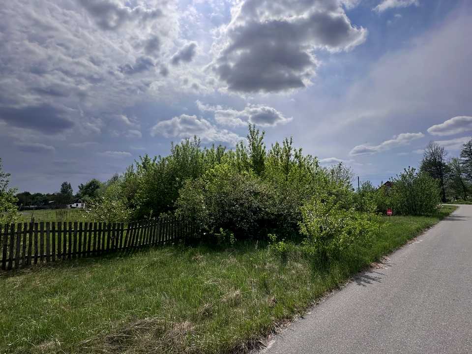 1865186564375331