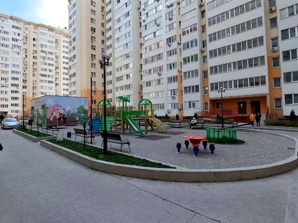 1865244066126309