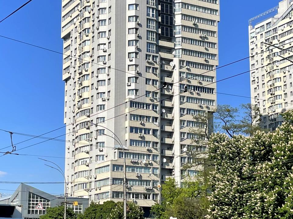 1865358913730118