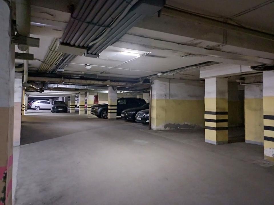 1865623402659411