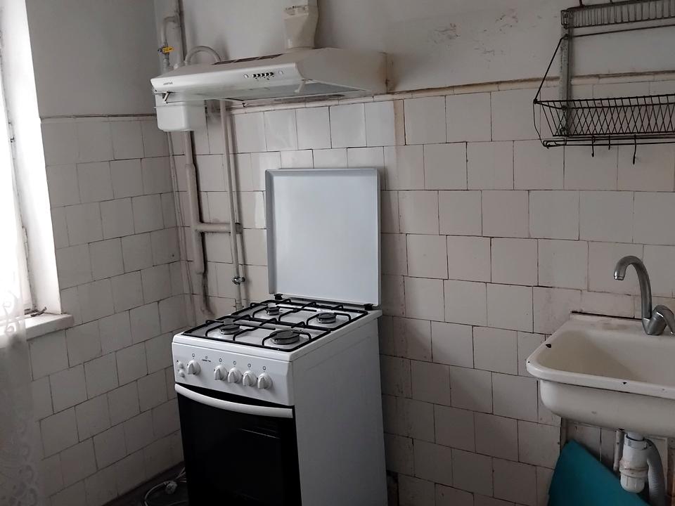 1865730908562865