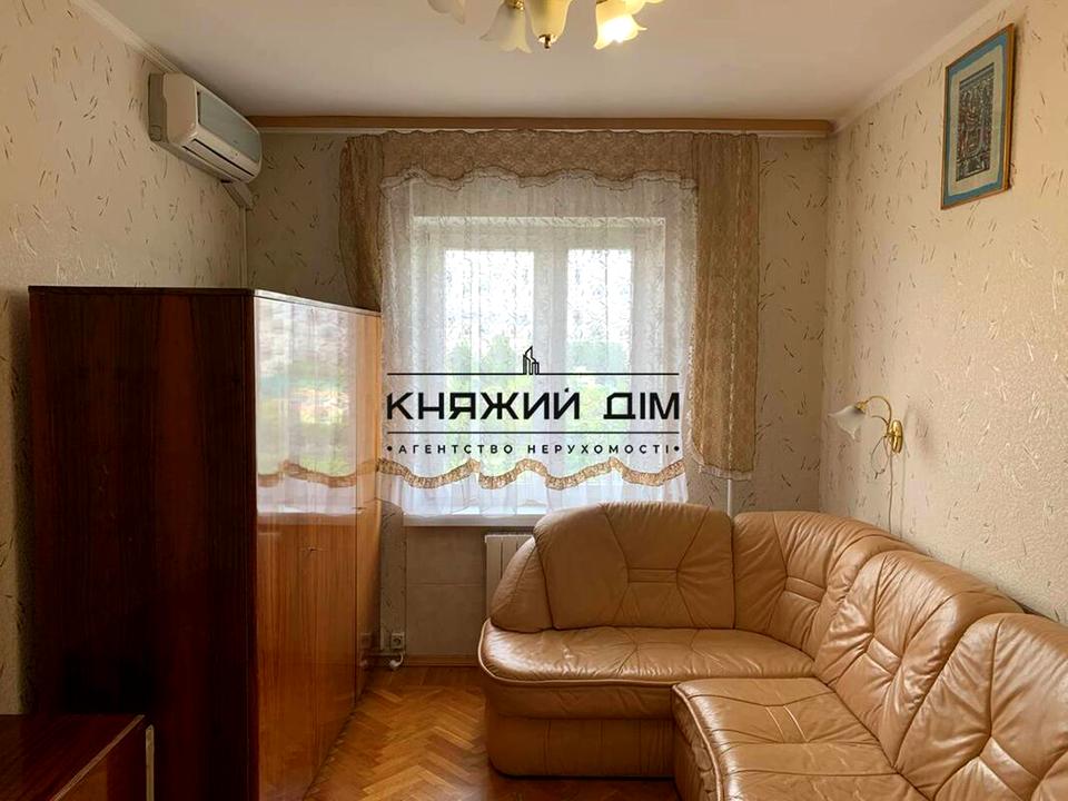 1865785506183045