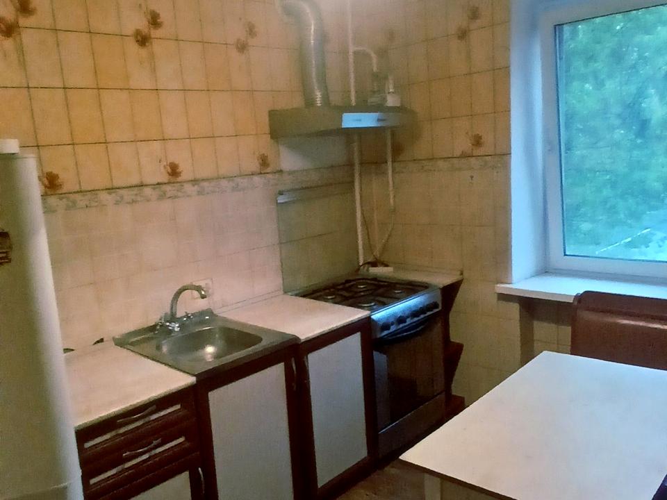 1865879623072968