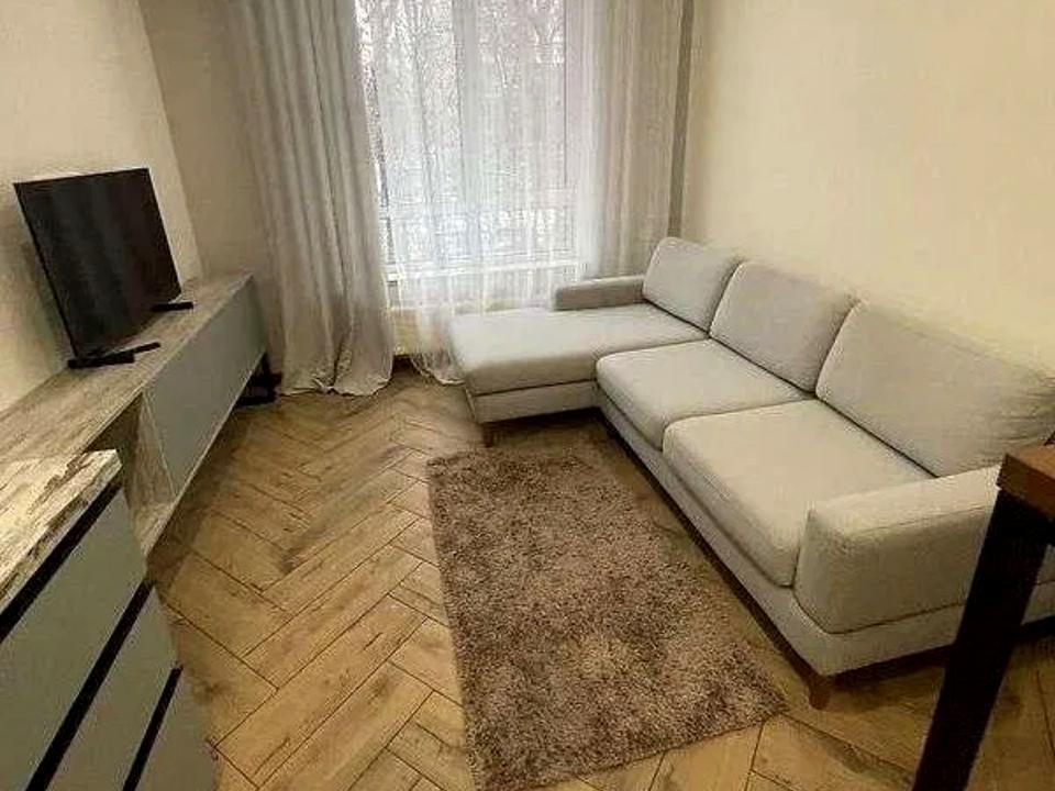 1865965358249085