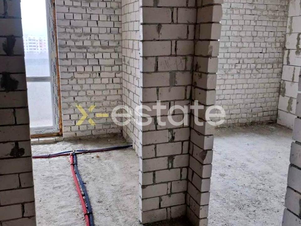 1865984179940820