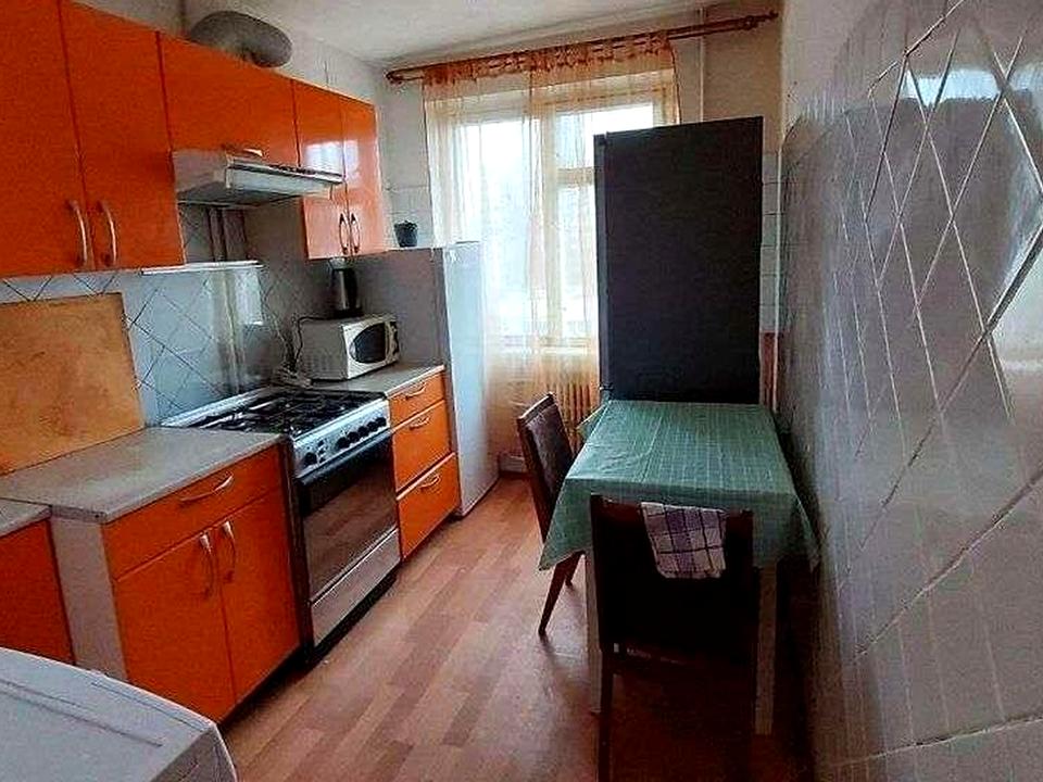 1866144520403866
