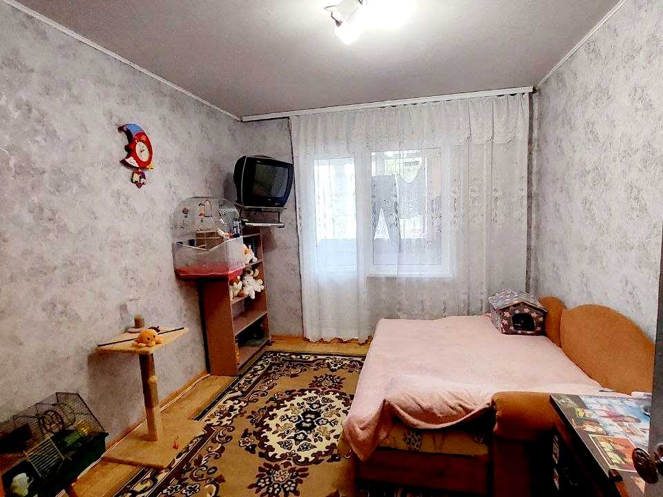 1866152925242670
