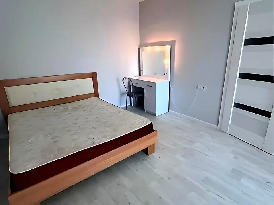 1866169030928892