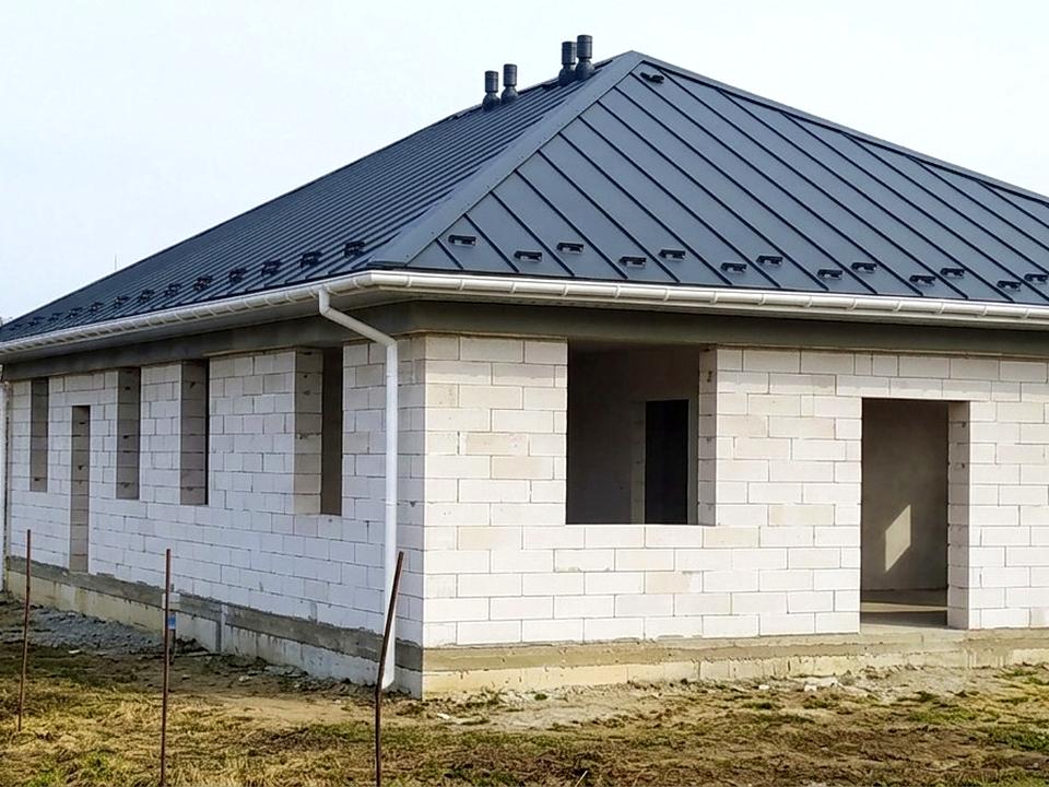 1866242965652464