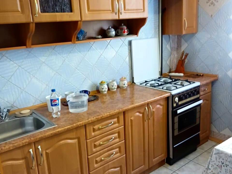1866355518107982