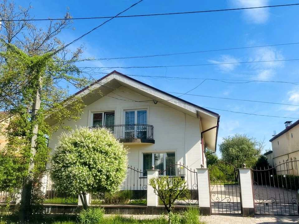 1866519327147677