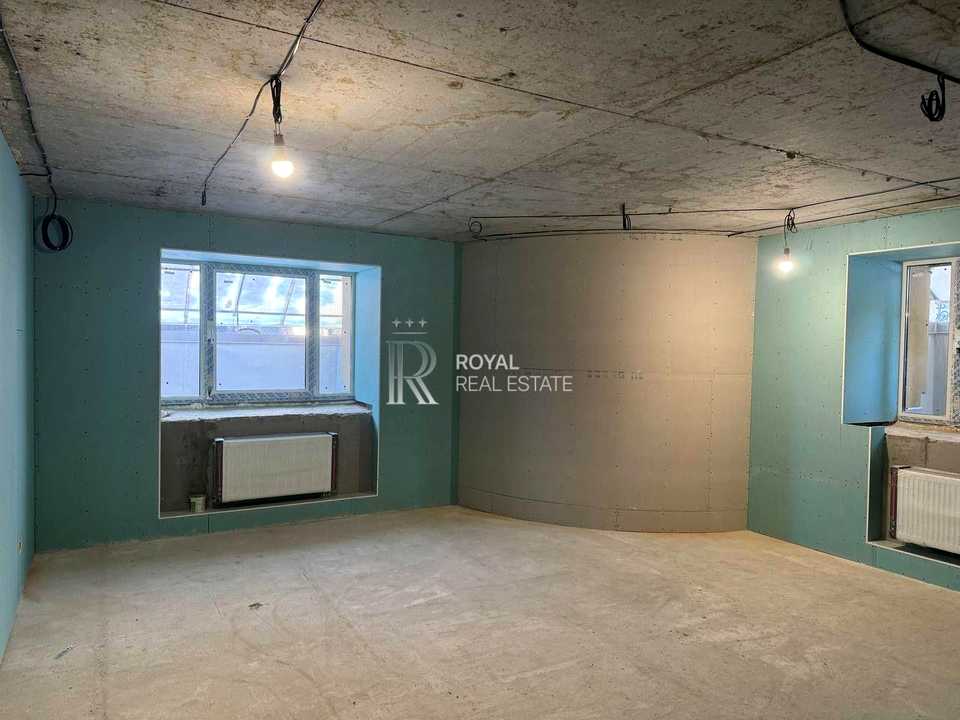 1866707223585833
