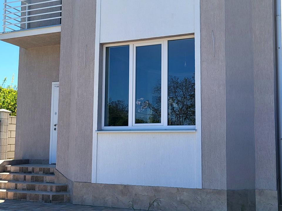 1866726367059400