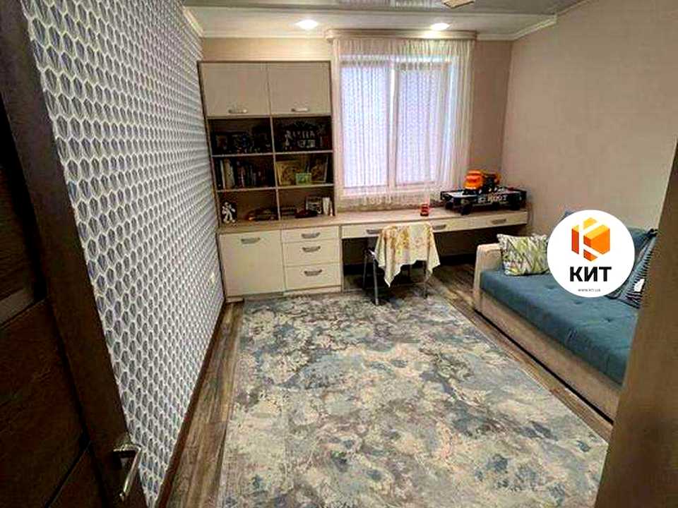 1866872963977901