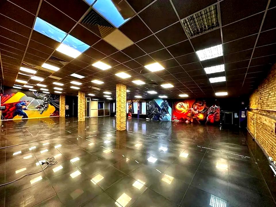1866993085457094