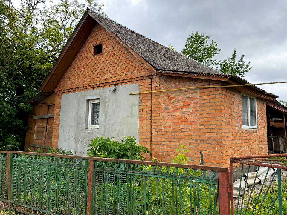 1867143178971405