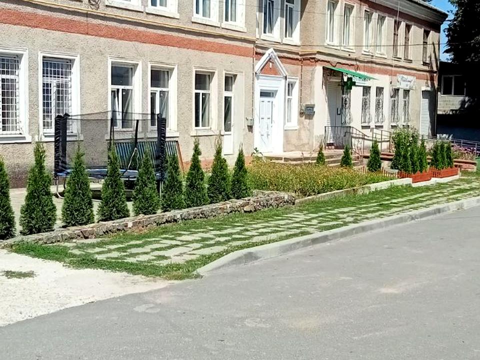 1867157117743784