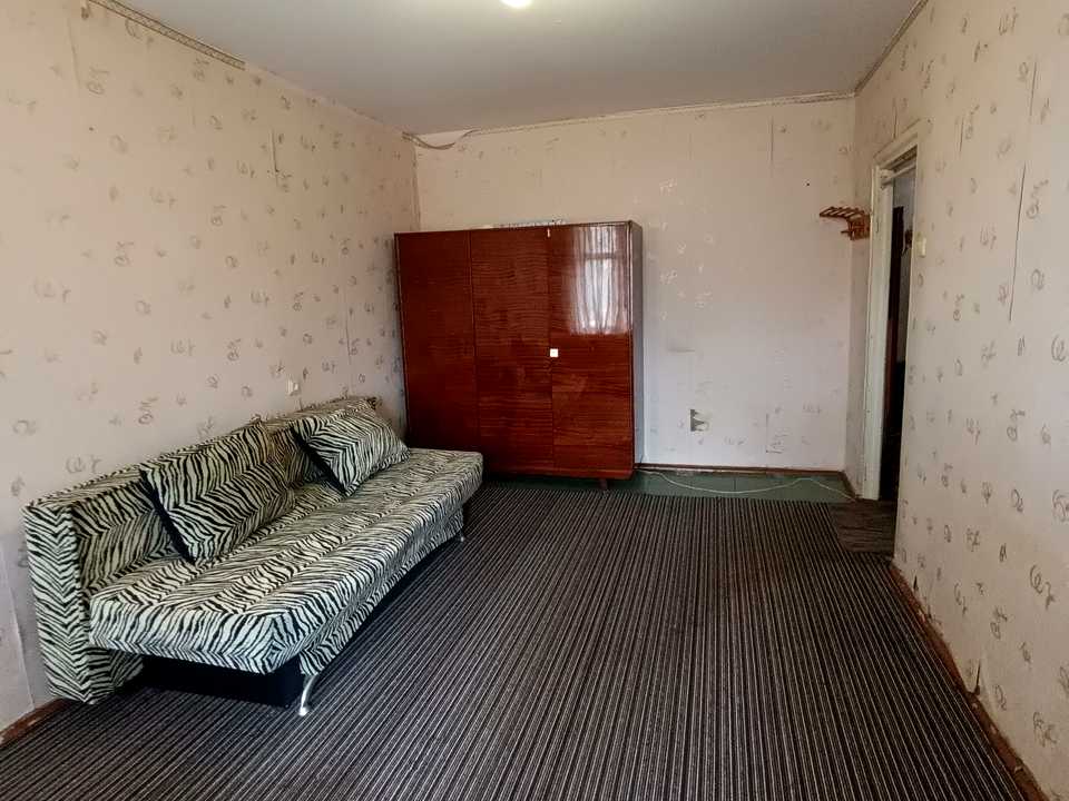 1867324056507404