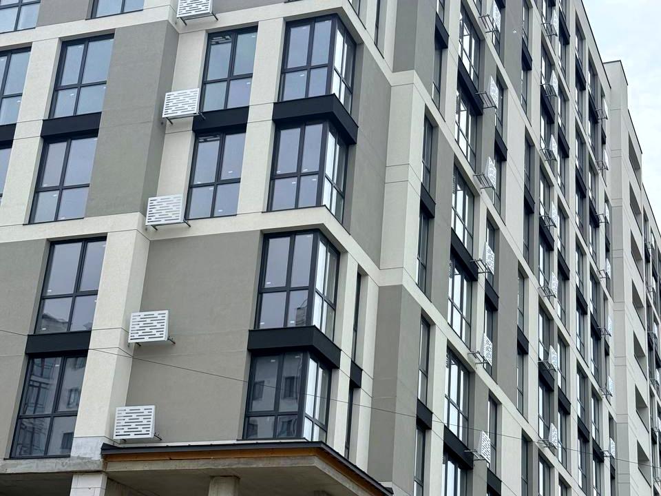 1867421961612604