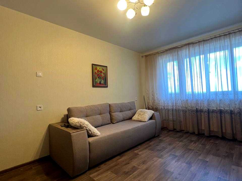 1867424936682296
