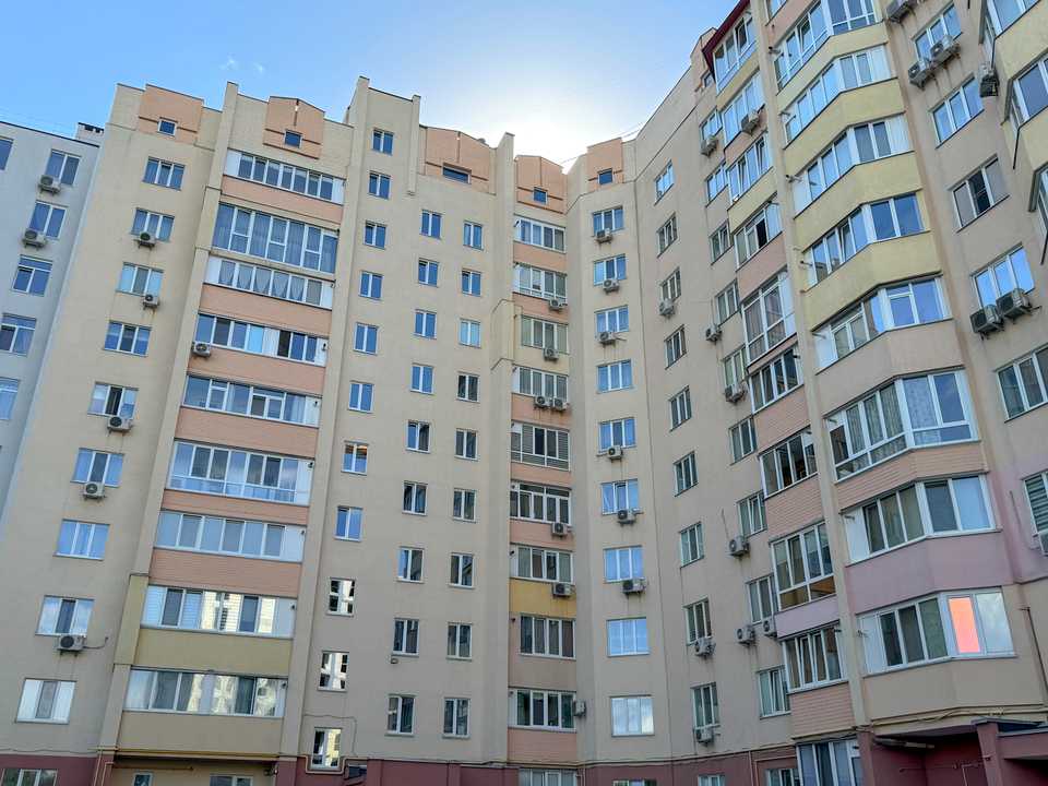 1867453549410329