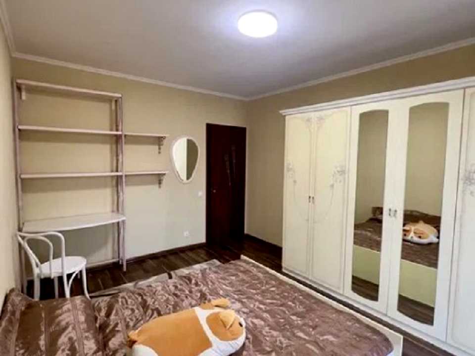 1867635722092897