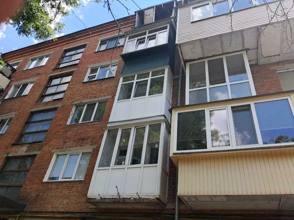 1867697877657162