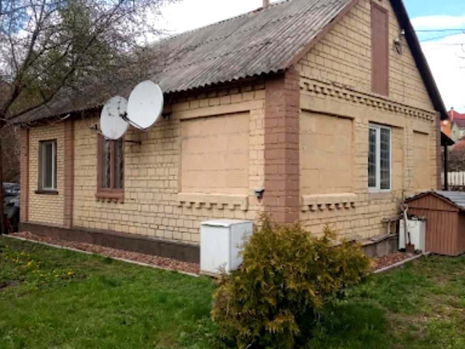 1868049112417170