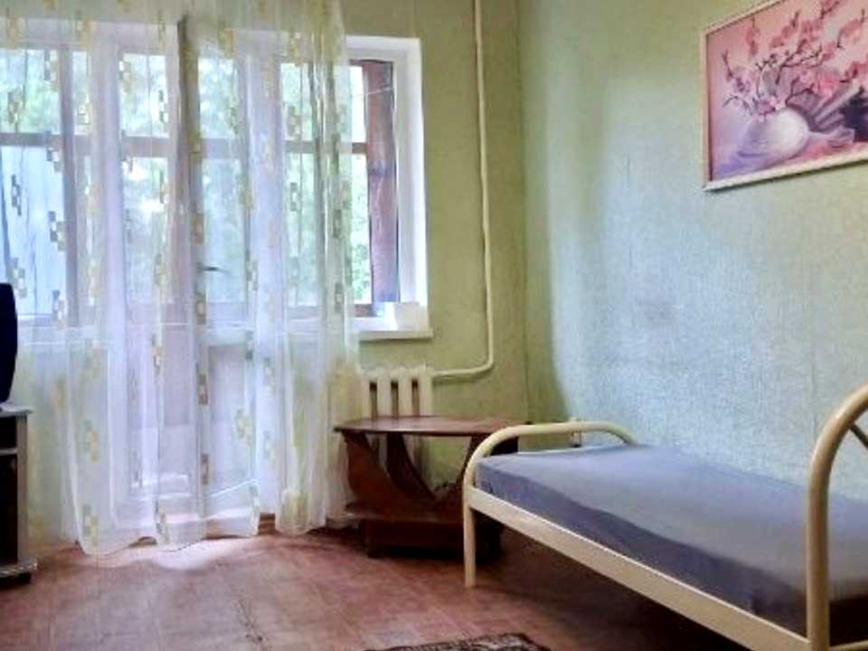 1868051775396347
