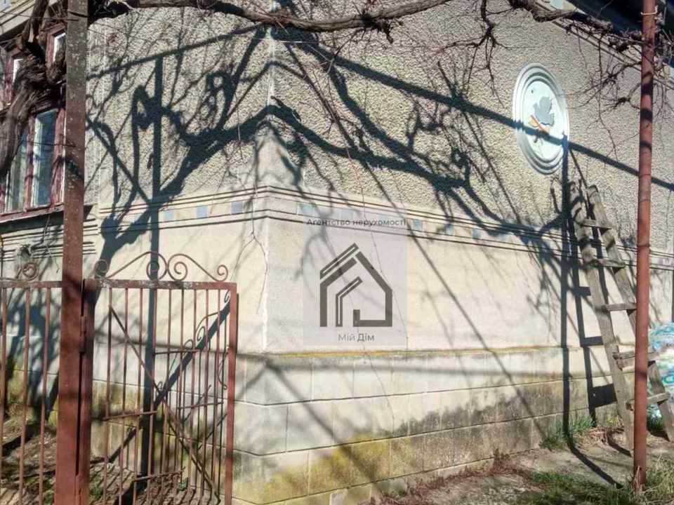 1868068625695797