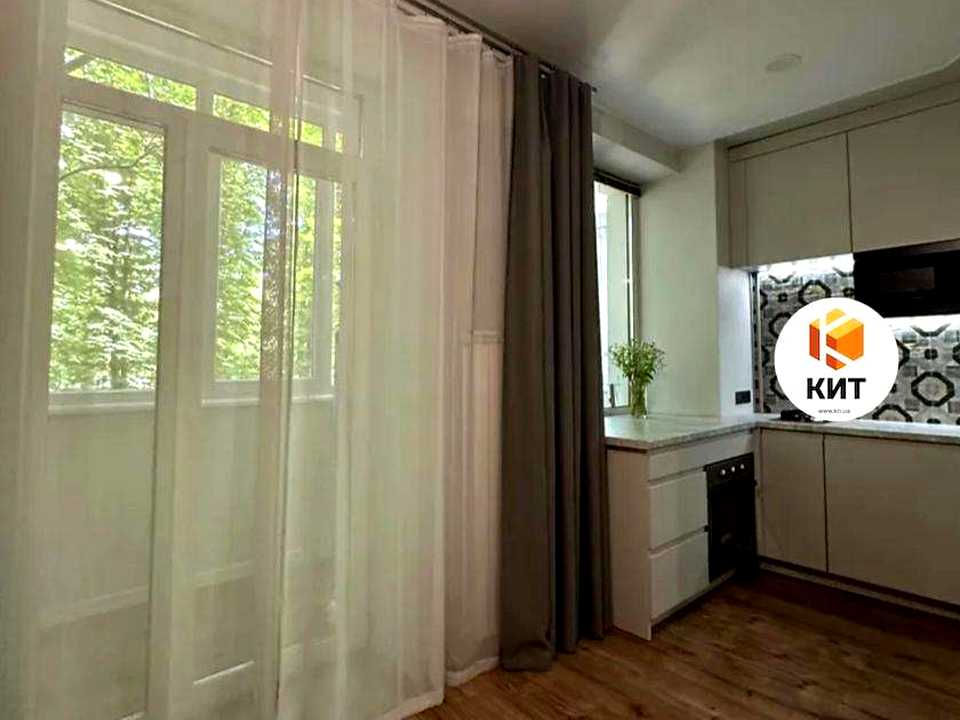 1868069085731161