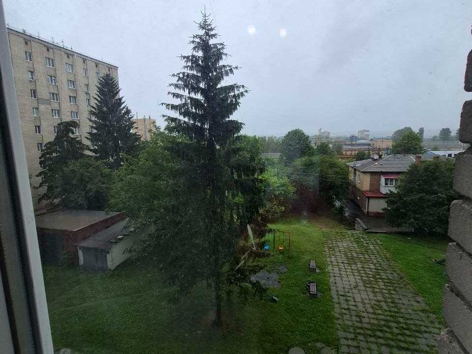 1868152892050487