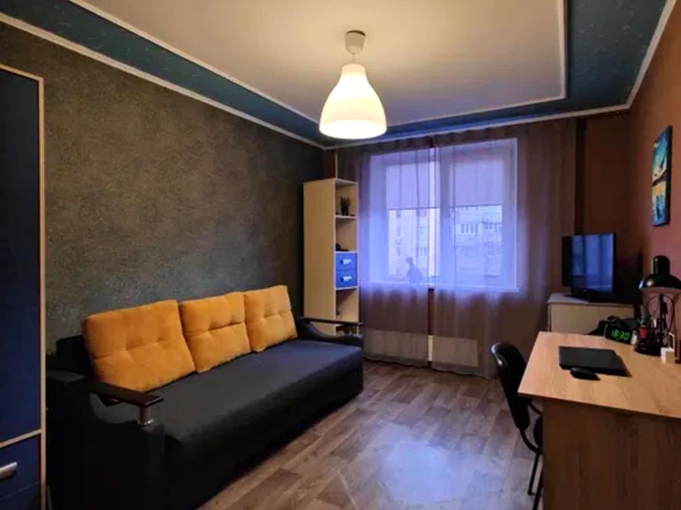1868251166857990
