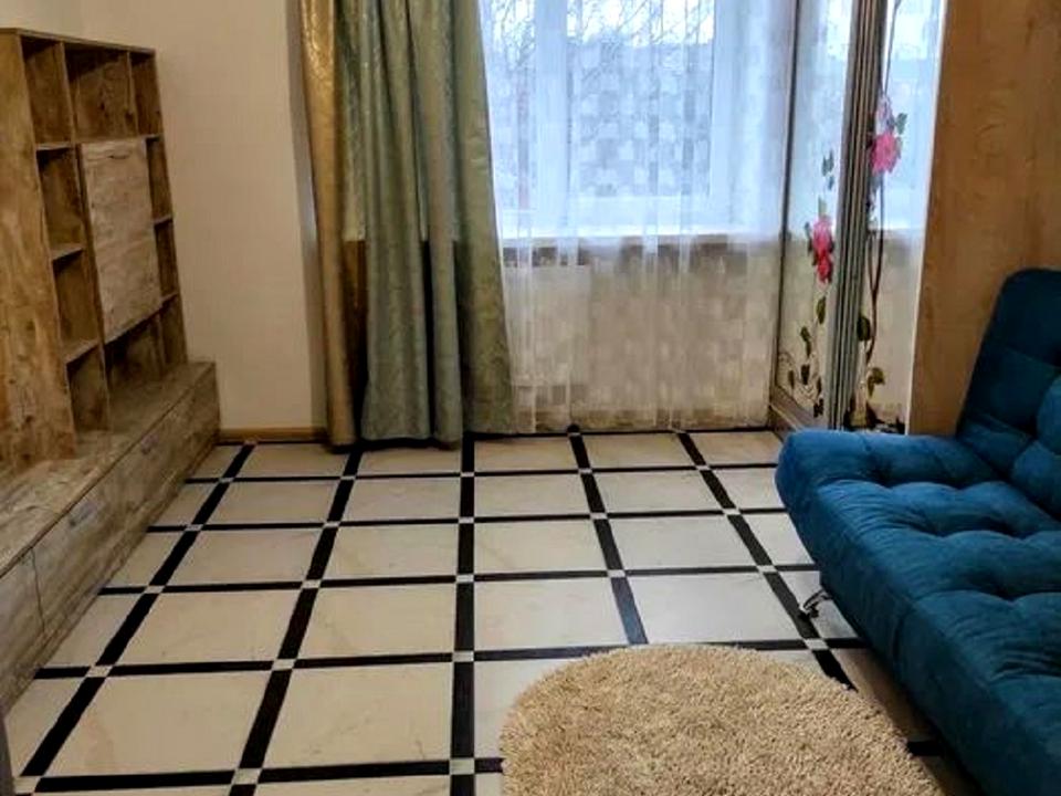 1868328133984876