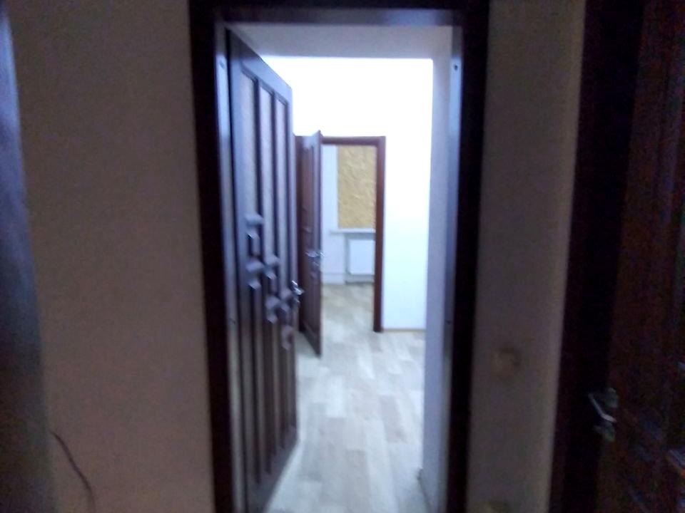 1868338381772864