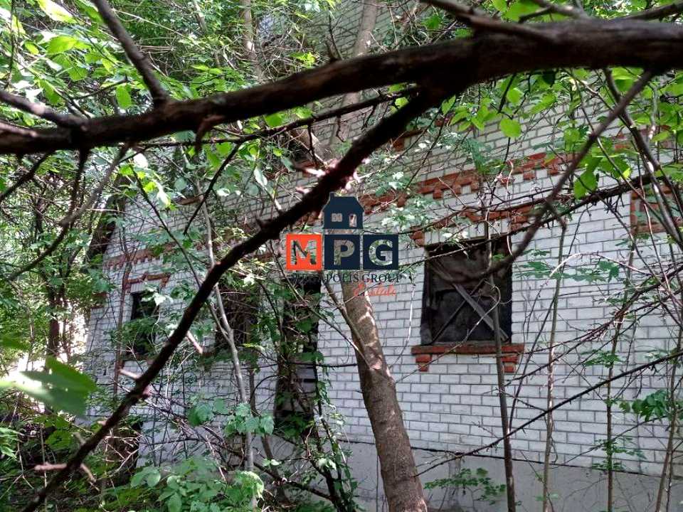 1868360625993024.jpg