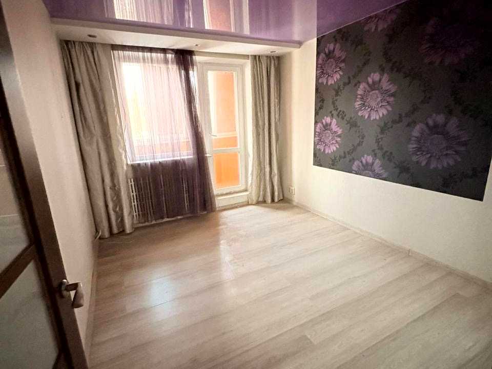 1868404072986160