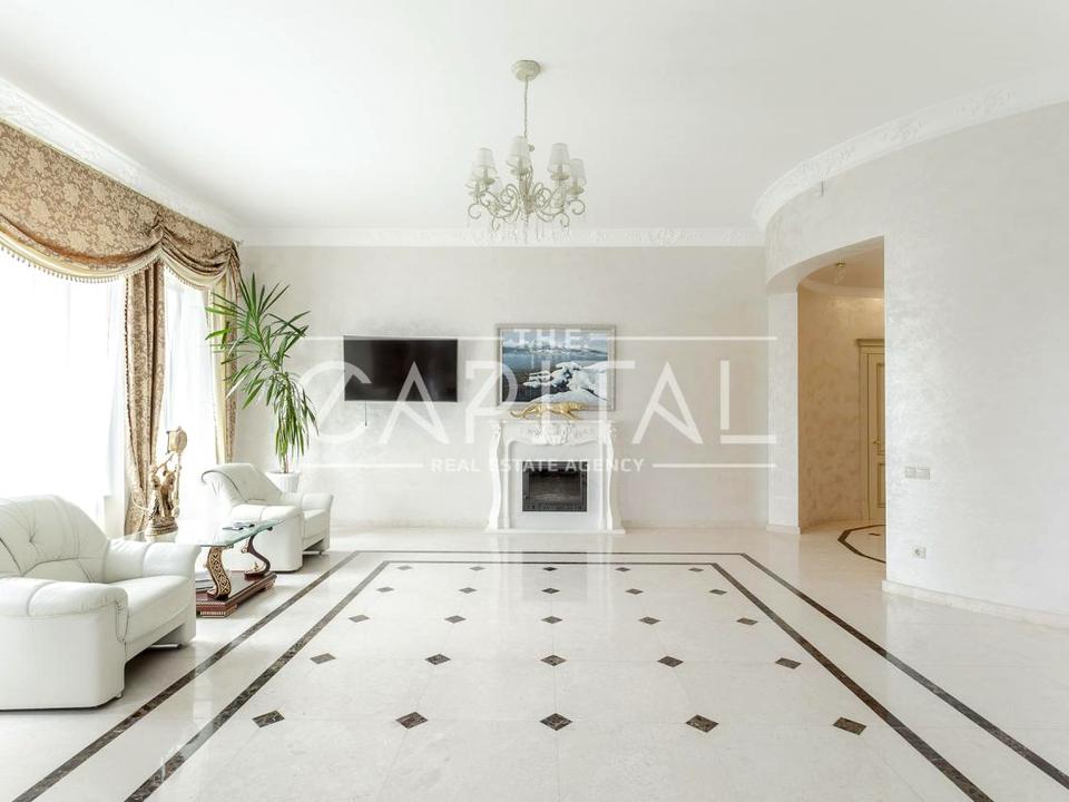 1868416883827636