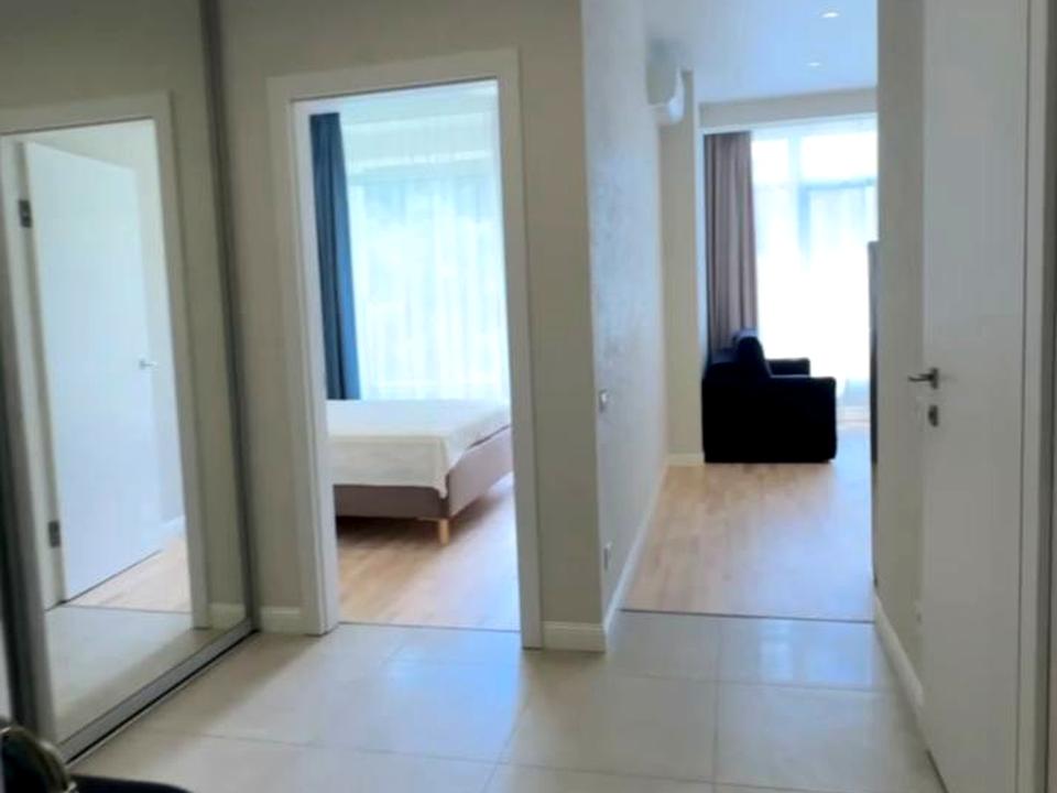 1868507673854533