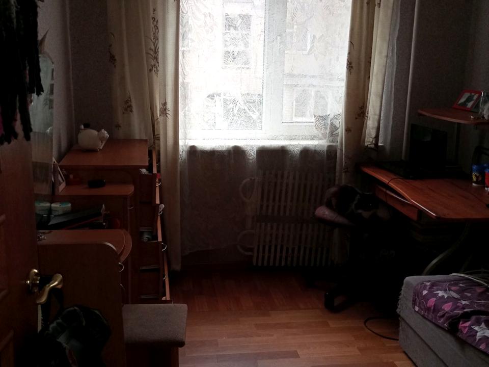 1868545052308223
