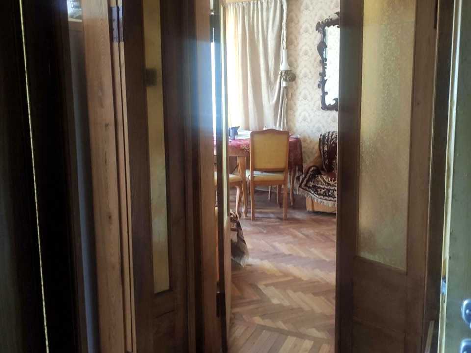 1868607297967521