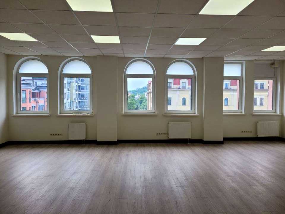 1868803309005485