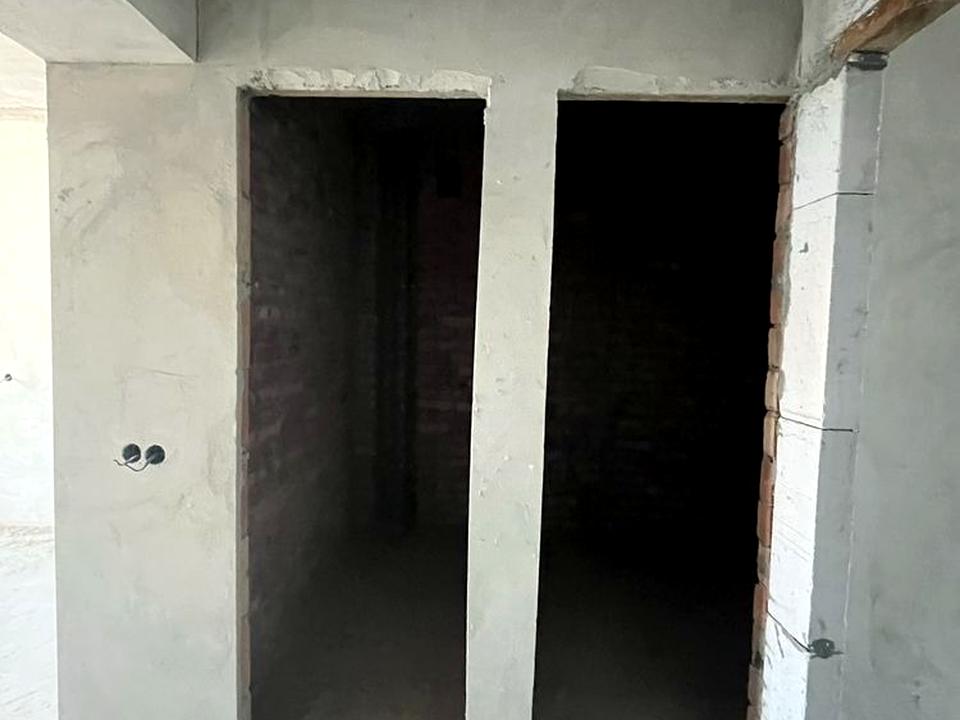 1868969654086795